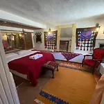 Lotus Konaklari *