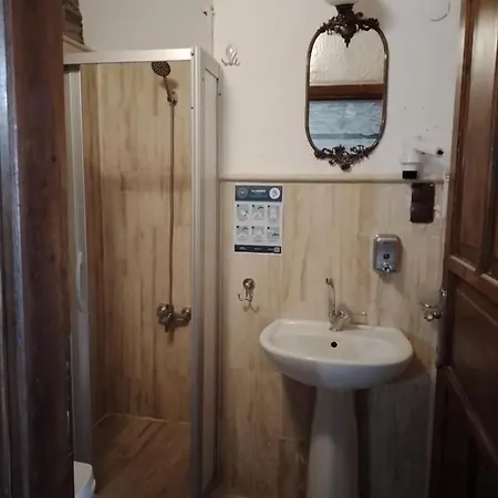 Alloggio in famiglia Lotus Konaklari *