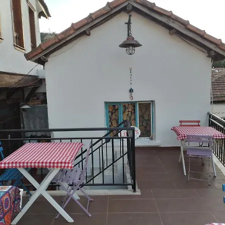 Lotus Konaklari Homestay