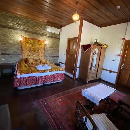 Lotus Konaklari בית אירוח *